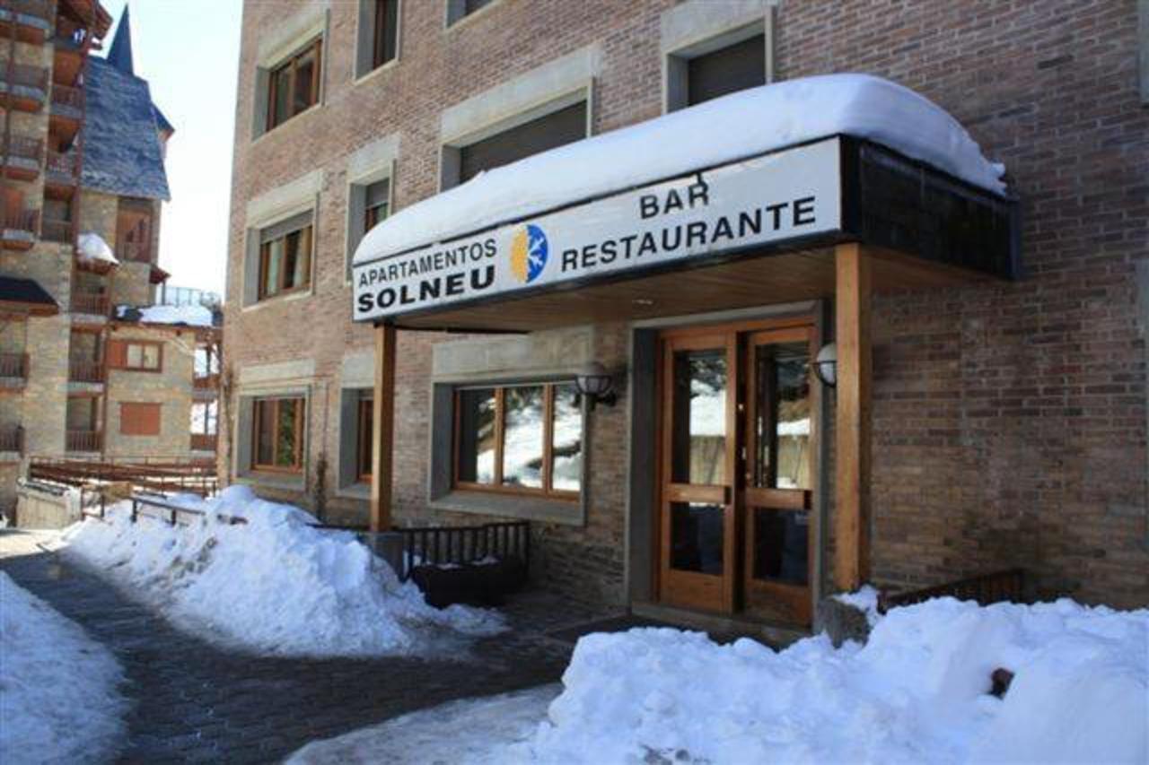 Apartamentos Solneu Baqueira Beret Bagian luar foto