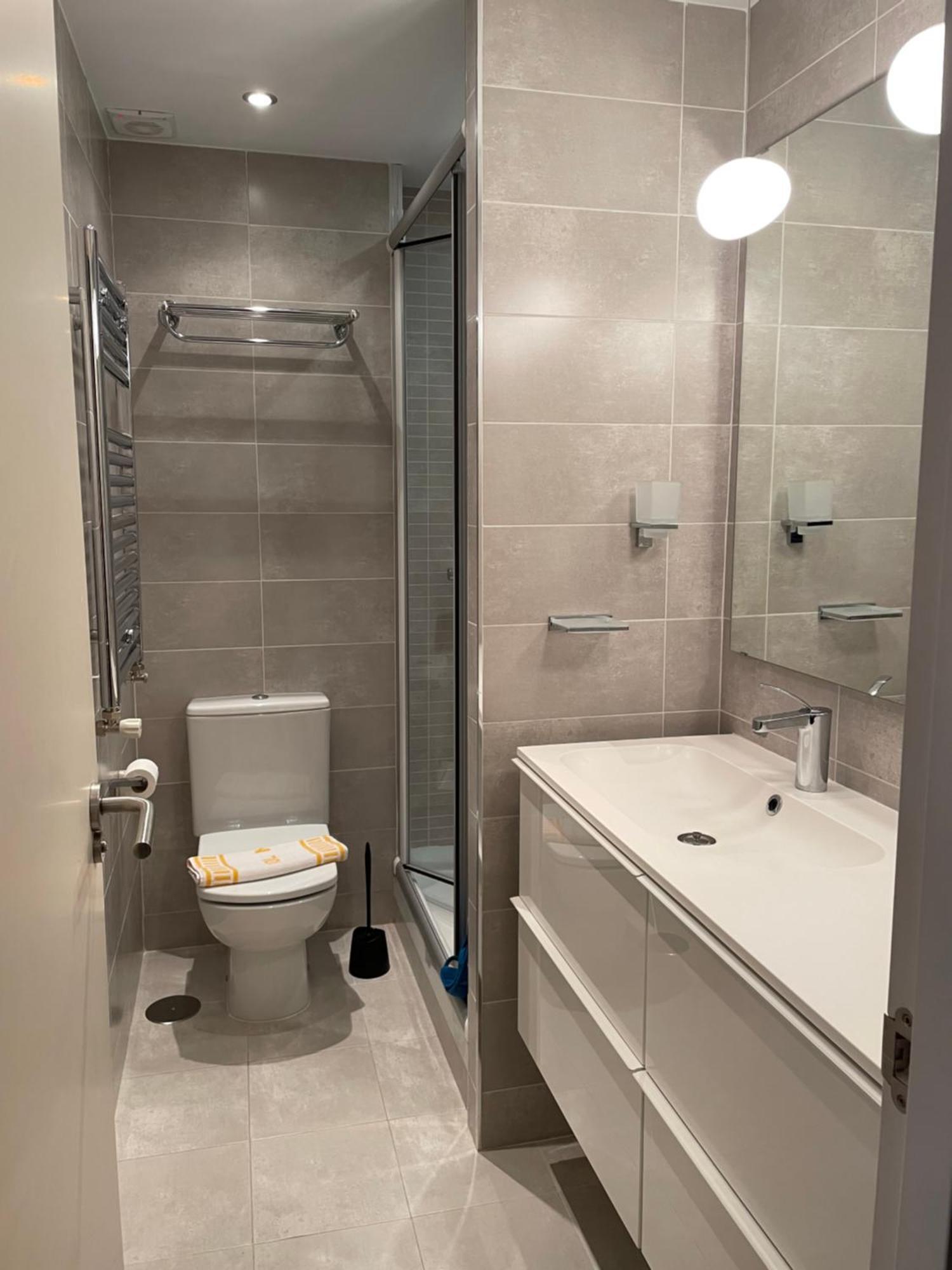Apartamentos Solneu Baqueira Beret Bagian luar foto