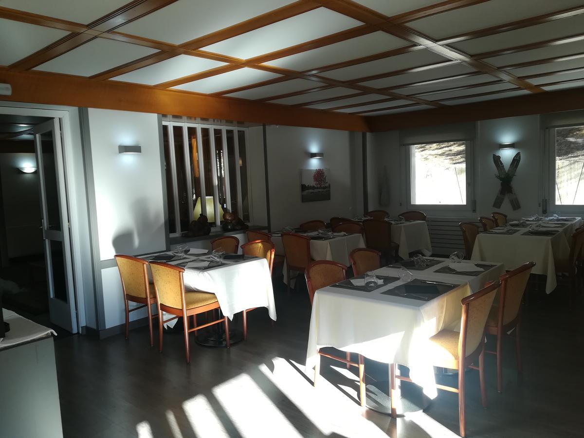 Apartamentos Solneu Baqueira Beret Bagian luar foto