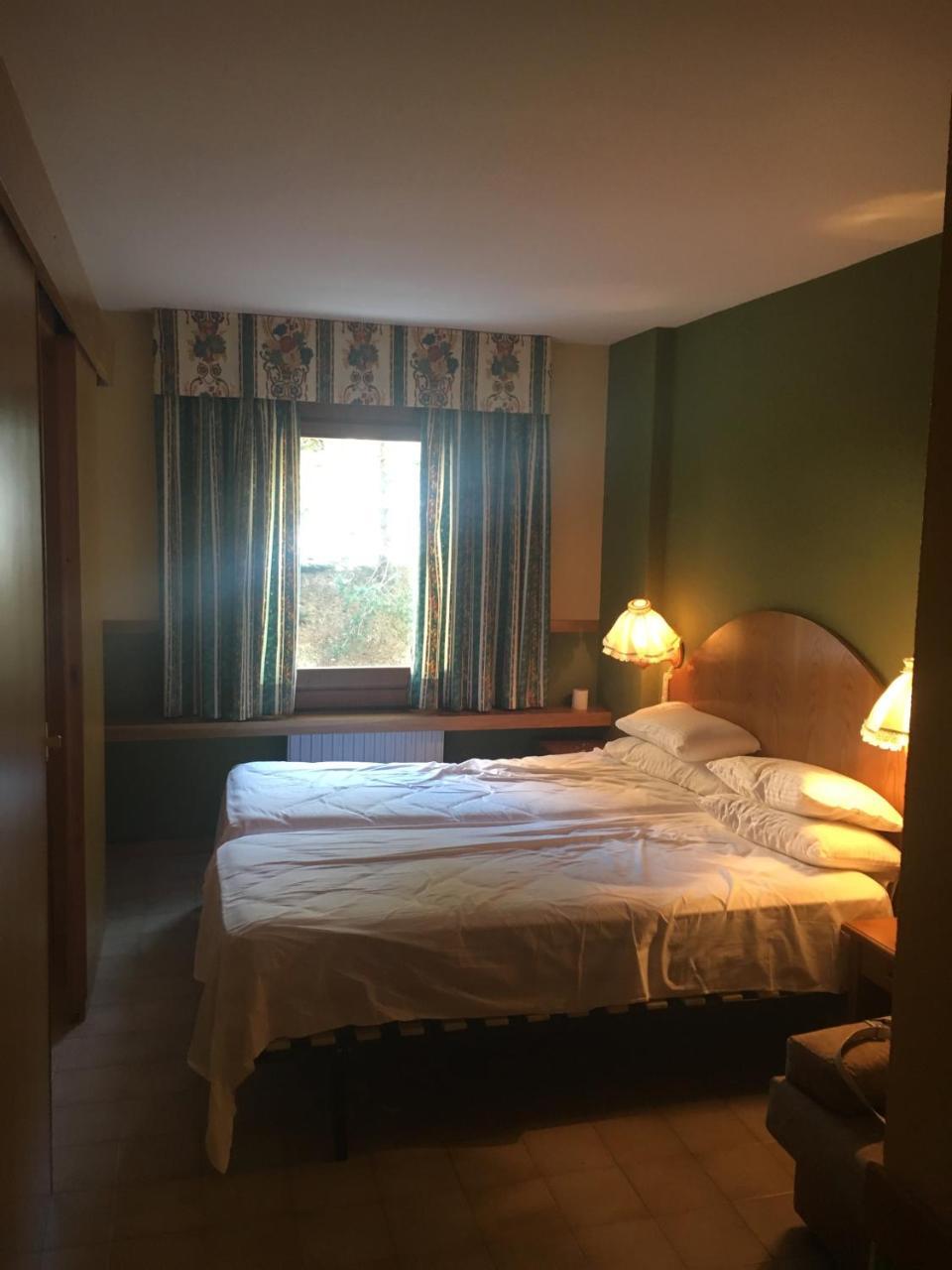 Apartamentos Solneu Baqueira Beret Bagian luar foto